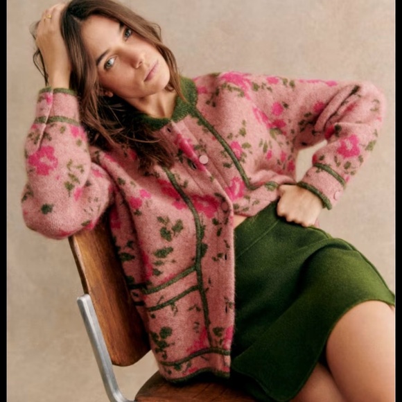 Sezane Sweaters - ISO Sézane Noah Jacket Garden Flowers
